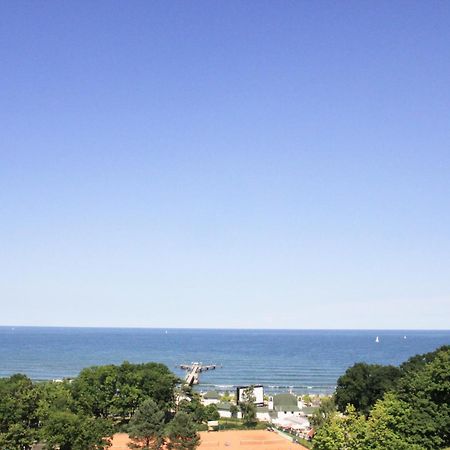 Balkon, Gratis Nutzung Vom Ahoi Erlebnisbad Und Sauna In Sellin - Villa Karola Fewo 09 Goehren  Εξωτερικό φωτογραφία